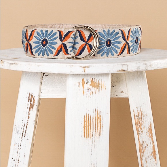 Bohemian Embroidered Daisy Flower 0 Ring Belt - Picture 7 of 7